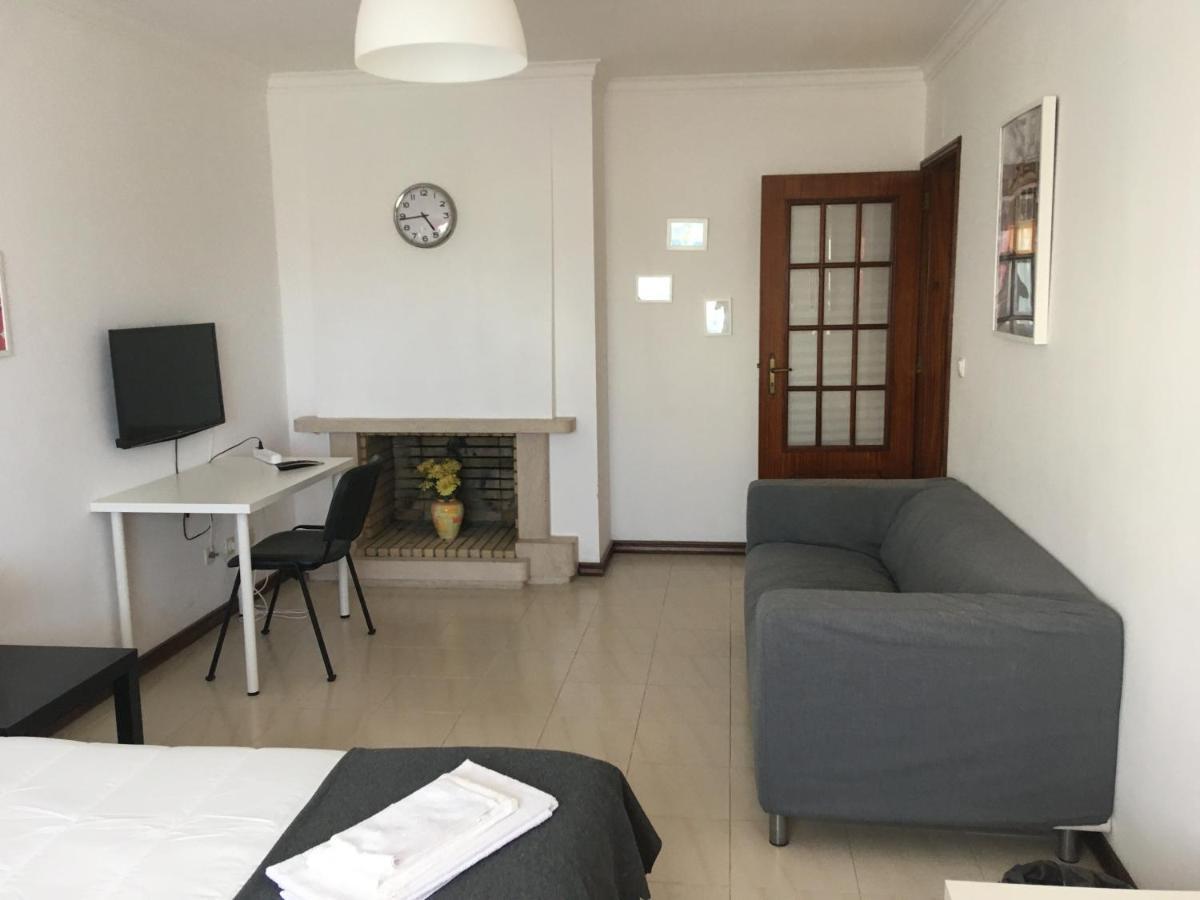 Apartamento Lisboa - Reboleira 阿马多拉 外观 照片