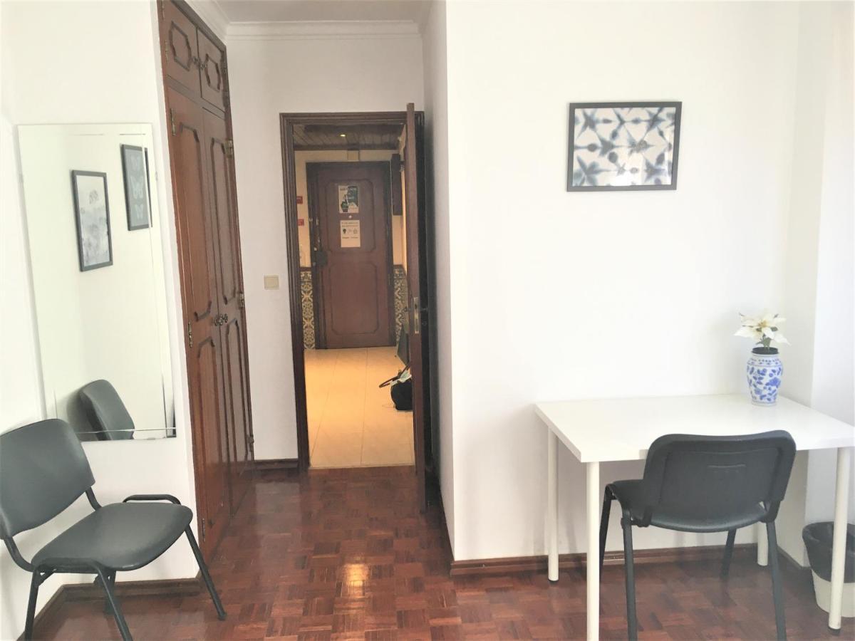 Apartamento Lisboa - Reboleira 阿马多拉 外观 照片